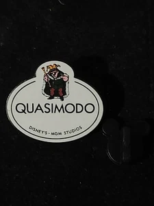 Spilla Disney - Nome membro del cast WDW - Errore Quasimodo. 4933 - Foto 1 di 2