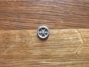 Roue à 6 barreaux pour voitures train ancien 16,5mm FV CR - Picture 1 of 2