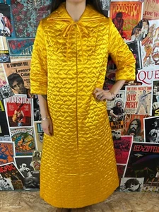 VTG 60s Yellow Quilted Gaymode Penneys Loungewear Robe Boudoir XS/S Deadstock - Picture 1 of 20