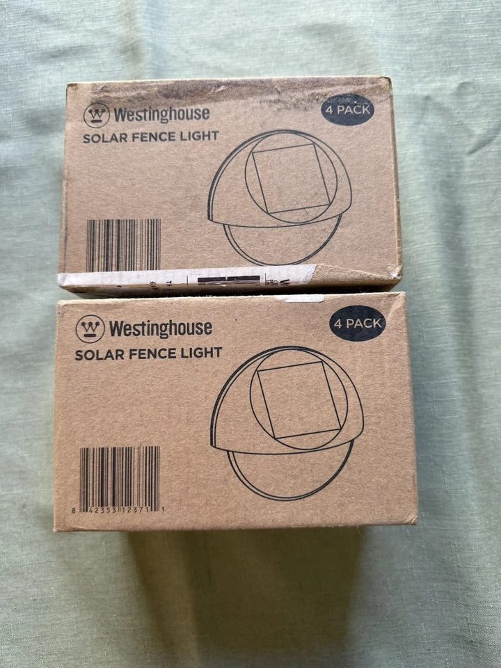 Paquete de 4 luces solares inteligentes Westinghouse Foto 1 de 1