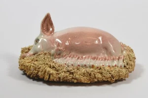 Raro y muy lindo arte albahaca matews cerámica escultura cerdo y un montón de lechones - Imagen 1 de 5