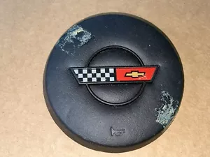 Corvette Horn Button with emblem 84,85 OEM GM - Foto 1 di 7