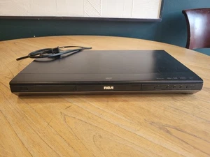 Reproductor de discos de video digital RCA DRC233N *sin control remoto* - Imagen 1 de 4