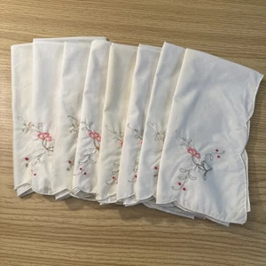 Set 8 tovaglioli da tavola vintage cuciti a mano punto ago rosa bianco floreale - Foto 1 di 4