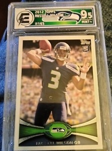 2012 Topps - Russell Wilson (RC) ERROR CARD Stands in Background #165 Graded 9.5