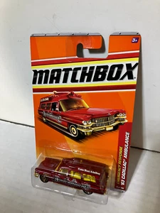 Ambulancia Cadillac Matchbox Emergency Response '63 roja - Imagen 1 de 7