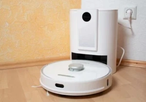 Robot aspirador Ultenic T10 con fregona, base autovacía nuevo - Imagen 1 de 16