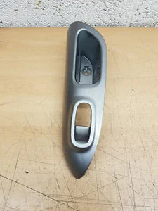 Nissan Juke [10-present] N/S/R Passenger Side Interior Door Close Handle Trim - Picture 1 of 4