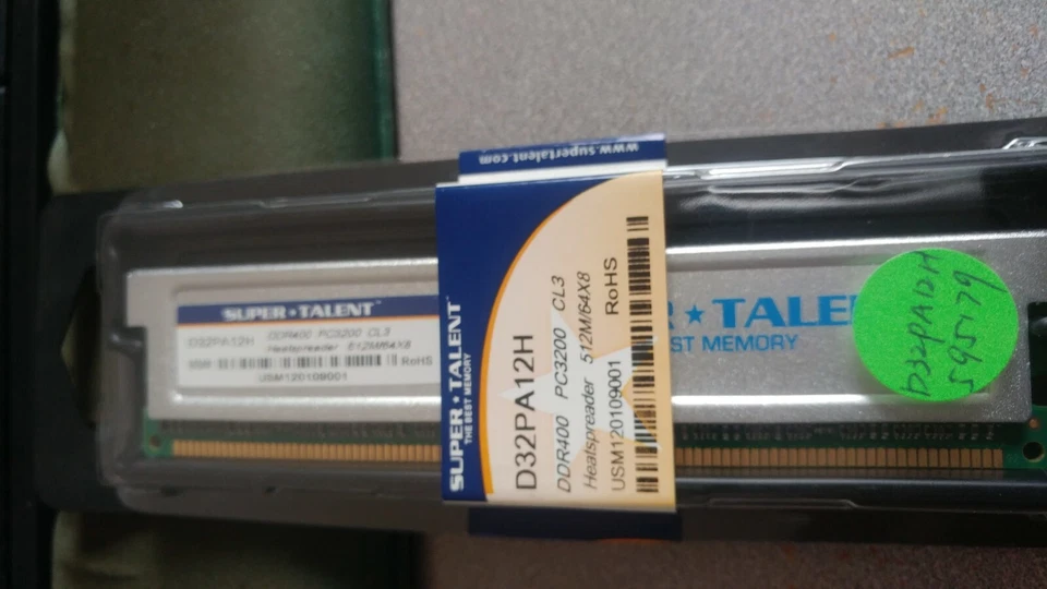 Super Talent D32PA12H memory DDR400 PC3200 CL3 Heatspreader 512m/64x8 USM1201090 - Image 1 of 3