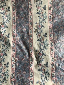 Vintage Fabric 11 yards Decorator Designer 1980s Floral Print paisley blue pink - Picture 1 of 8
