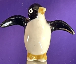 Mini Ceramic Penguin Figurine 1.25" 3.5cm adorable spread wings - Picture 1 of 9