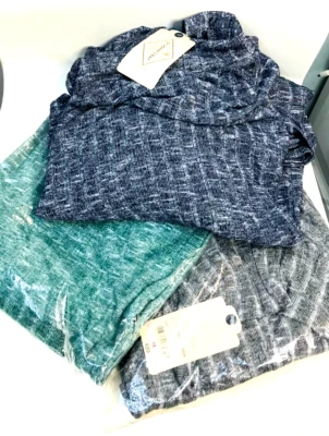 St Johns Bay **TOP TÚNICA MANGA LARGA CUELLO ALTO SIMULADO** Tú eliges el color Foto 1 de 4