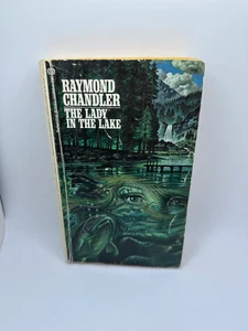 The Lady in the Lake Raymond Chandler 1971 Vintage Paperback - Picture 1 of 8