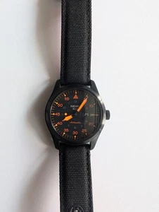 Seiko 5 Sports SBSA143 Field Street Style MA‐1 – 39 mm JDM automático – probado - Imagen 1 de 4
