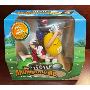 M&M's Mulligan-ville Süßigkeitenspender Collectors Edition mit Süßigkeiten First In Series - Bild 1 von 10