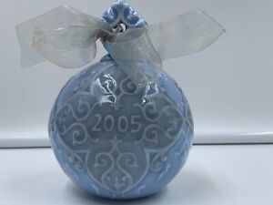Ornement céramique vintage Lladro' Cantata 2005 boule de Noël à collectionner