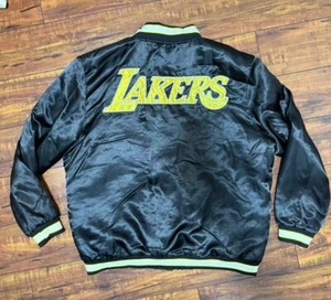 NBA Ultra Game LA Los Angeles Lakers Logo Stitched Bomber Satin Jacket M Black - Picture 1 of 11