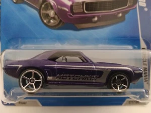 HOT WHEELS 2009-077 MUSCLE MANIA '69 CAMARO 1/10 PURPLE OH/5 HOTCHKISS - Picture 1 of 3