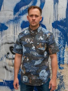 Star Wars Reyn Spooner Tailored Button Front Shirt A Galaxy Far Mens Size Medium - Picture 1 of 9