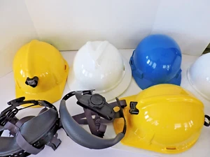 LOT 5 HARD HAT V-GARD 500 (2EA) TOPGARD (2EA) BLUE SMOOTHDOME (1EA), MSA HELMET - Picture 1 of 4