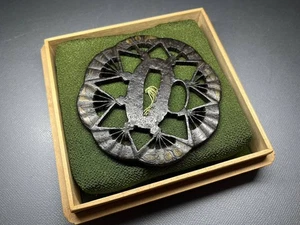 Antique Japanese Tsuba Iron Sword Guard Edo Period Fan Shape Sukashi Gold Inlay - Picture 1 of 9