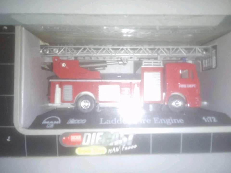  MAN F2000  Pompieri 1:72 Sigillato  - Immagine 1 di 2