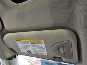 2014-2023 INFINITI Q50 DRIVER SIDE SUN VISOR: GRAY - Imagen 1 de 12