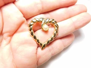 Corazón de metal de trabajo de imitación de perla blanco sintético de colección - Imagen 1 de 4