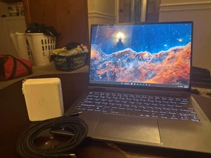 Lenovo Yoga 7i 2-in-1 14” 2K Touch (Core Ultra 7 155U, 16GB/1TB SSD) Laptop - Afbeelding 1 van 4