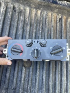 Chevy Colorado GMC Canyon CONTROL DE CLIMA temperatura calentador de aire acondicionado 04-12 15132087 - Imagen 1 de 7
