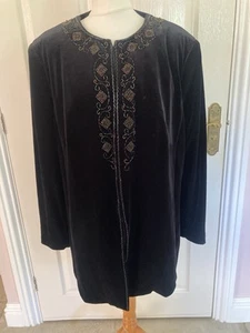 A H EXCLUSIVE VELVET JACKET SOFT JACKET UK 20 BLACK WITH BEAD WORK LINED VGC - Picture 1 of 9