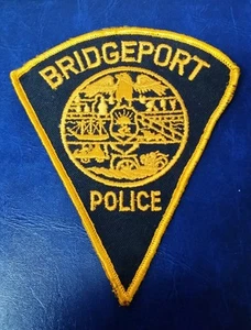 BRIDGEPORT, CONNECTICUT POLICE "NO CT" SHOULDER PATCH CT - Picture 1 of 2