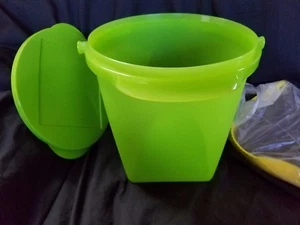 TUPPERWARE RARE Clear Impressions Green Handle Canister Bucket Pail 5L container - Picture 1 of 3