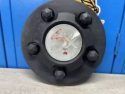 1983-1994 Chevy S10 S15 Blazer Sonoma Wheel Center Cap 15592299 4x4 - Image 1 of 4