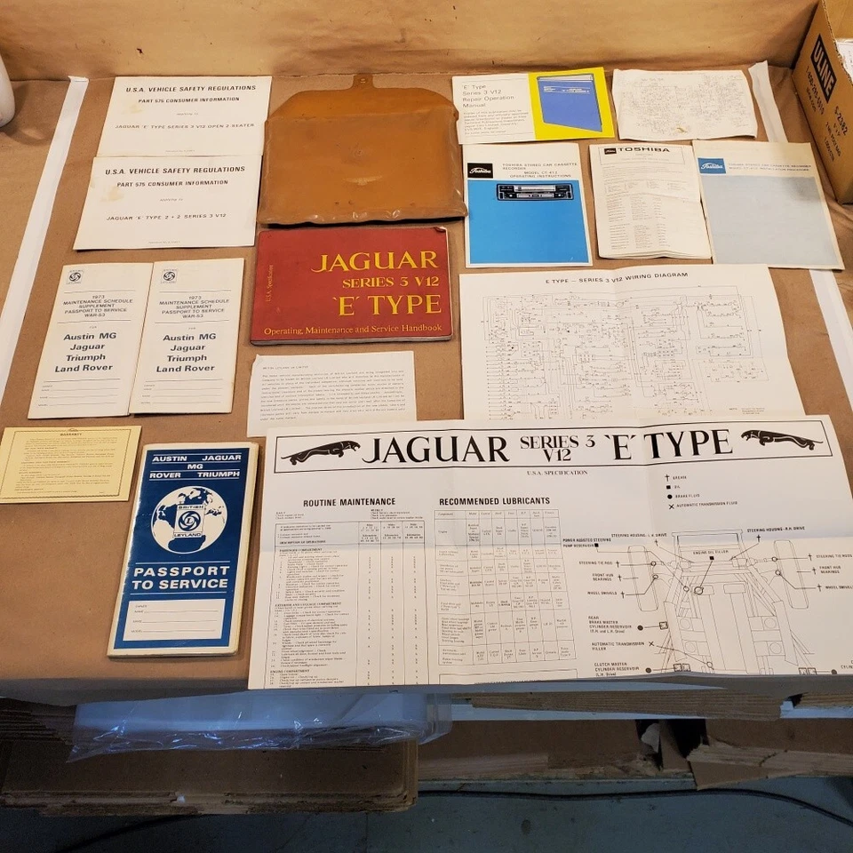 Jaguar XKE E-TYPE Serie 3 V12 MANTENIMIENTO OPERATIVO Y MANUAL DE SERVICIO OEM Foto 1 de 4
