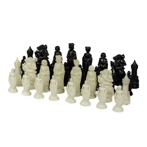 Vintage E.S. Lowe ANRI Renaissance Plastic Chess Set Pieces Only - Picture 1 of 6