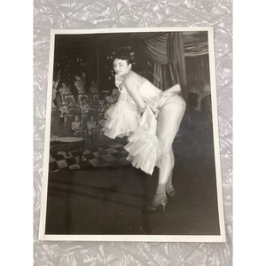 Vintage 1950s Burlesque Dancer 8x10 Photo Carole Jayne Photograph 7 - Picture 1 of 2