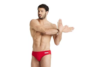 ARENA COSTUME NUOTO PISCINA UOMO  004773 450  TEAM SWIM BRIEF SOLID RED/WHITE - Imagen 1 de 2
