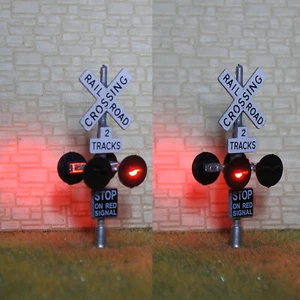 2 x HO scale railroad crossing signals 2 tracks + 1 circuit board flasher #SL4 - Picture 1 of 9