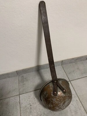 Ancienne Grande Louche à Lait En Cuivre Étamé - Photo 1/4