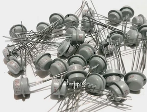 20x Germanium Transistoren PNP GT320B /1T320B alt 2N711 - Tone Bender Fuzz - UdSSR - Bild 1 von 3