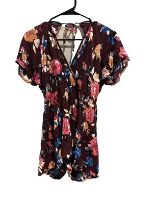 Mameluco floral para mujer Xhilaration talla M Foto 1 de 4