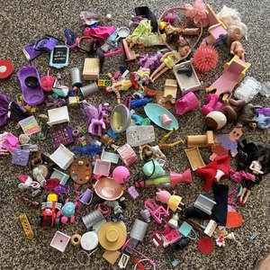 Riesiges Spielzeug diverse Teile, Teile, Puppen, Konvolut Kleinspielzeug, ungesucht/unsortiert - Bild 1 von 7