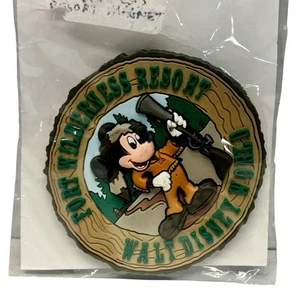 VINTAGE DISNEY FORT WILDERNESS RESORT RUBBER REFRIGERATOR MAGNET - NEW - Picture 1 of 4