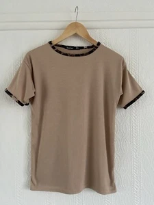 Ladies Boohoo Beige Fine Ribbed Stretch Top Short Sleeves Size 6-8 Relaxed - Picture 1 of 9