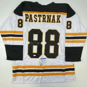 Autographed/Signed David Pastrnak Boston White Hockey Jersey PSA/DNA COA - Picture 1 of 4