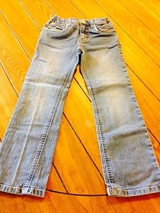 Girls Size 6 Light Denim Pre Washed Blue Jeans Adjustable Waist Embroidered Nice - Picture 1 of 5