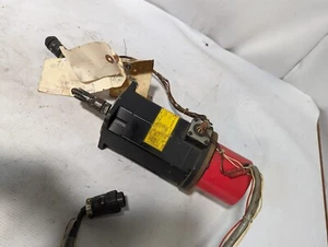 FANUC Model 1-0 AC Servo Motor A06B-0522-B251 90V 3PH 8 Pole - Picture 1 of 11