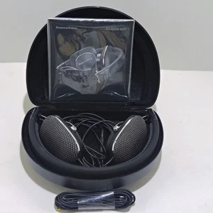 Bowers und Wilkins P3 kabelgebundene Kopfhörer + Hülle & Extras (neuwertig) - Bild 1 von 11
