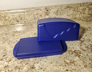 New Tupperware Butter or Cheese Dish 1 Pound Large Keeper Tokyo Blue Impressions - Picture 1 of 6
